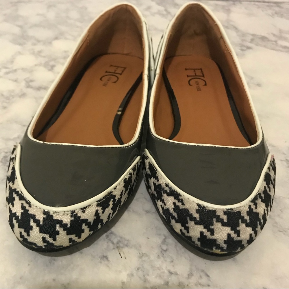FFC New York MARCY Gray White Flat Shoes 6.5